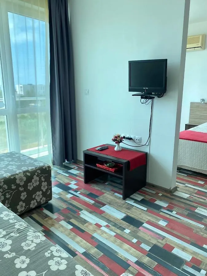Прекрасен Апартамент С Изглед Към Морето Сарафово 2 Burgas City Apartament