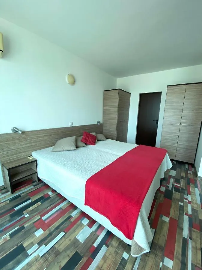 Прекрасен Апартамент С Изглед Към Морето Сарафово 2 Burgas City